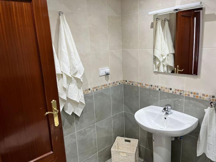 شقة Piso Acogedor Y Centrico Santoña المظهر الخارجي الصورة