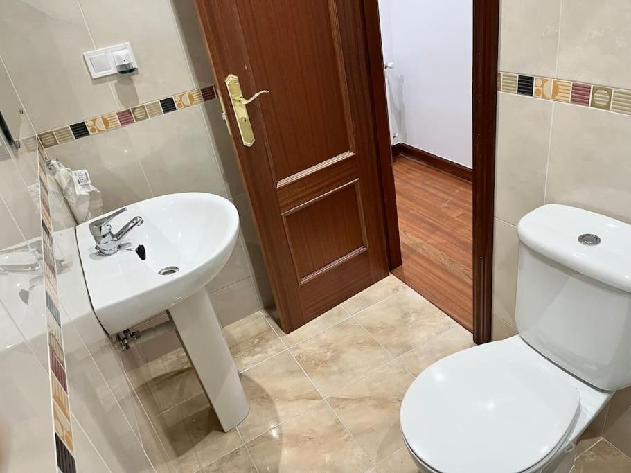 شقة Piso Acogedor Y Centrico Santoña المظهر الخارجي الصورة